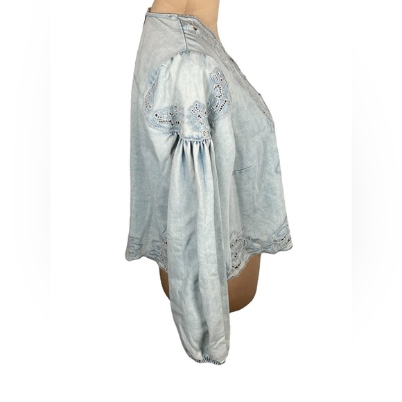 SOLD Aaron & Amber Demin Embroidery Volume Sleeve Top NWT Small - Picture 8 of 11